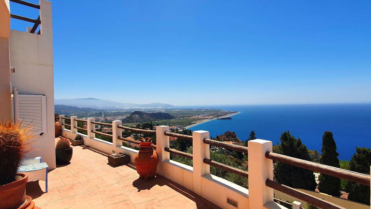 Villa en vente à Monte los Almendros - El Pargo - Costa Aguilera (Salobreña)