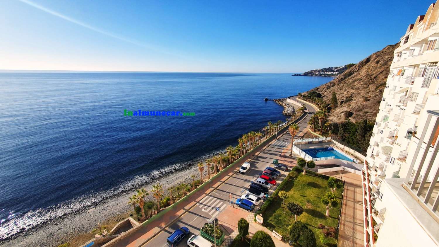 Apartment for sale on the beachfront, Paseo de Cotobro, Almuñécar, Costa Tropical.