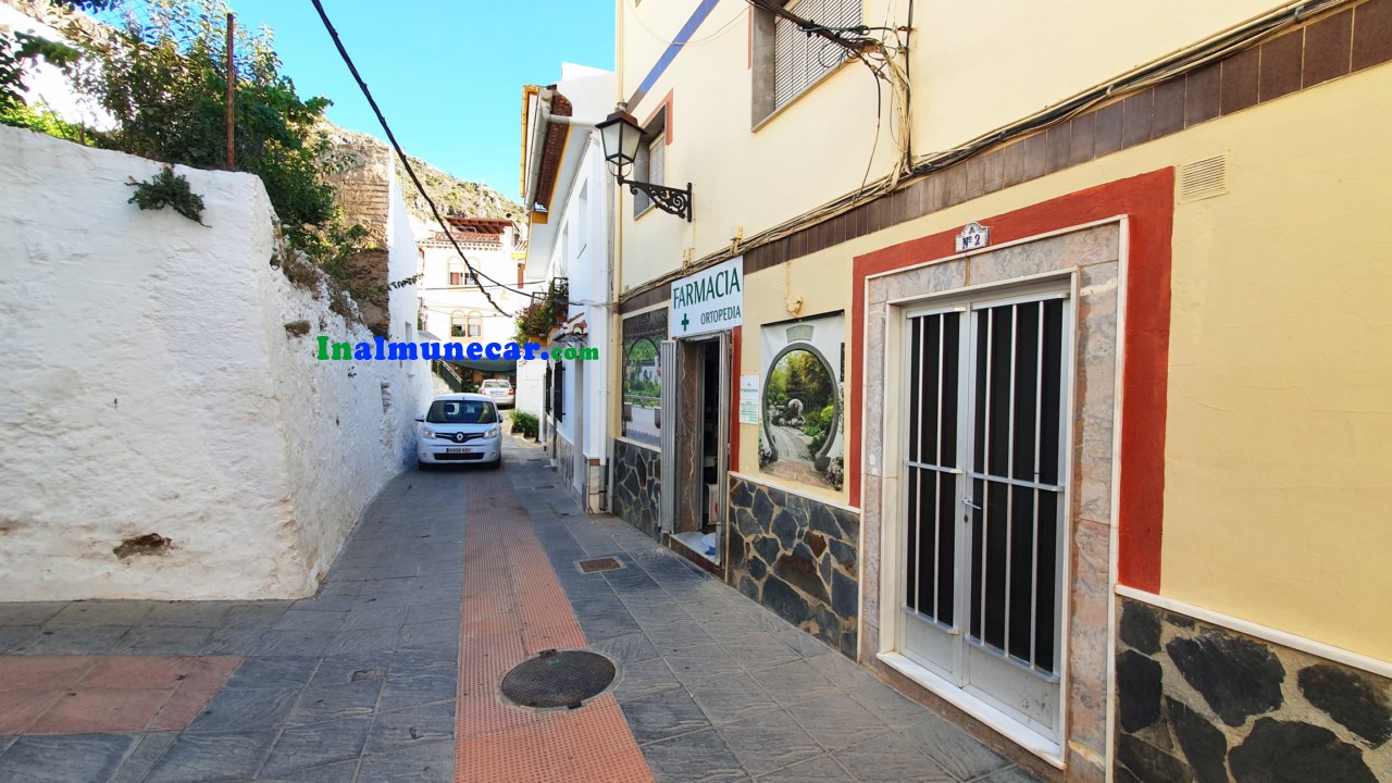 Encantadora casa en venta en  Lentegi, Granada, Andalucia