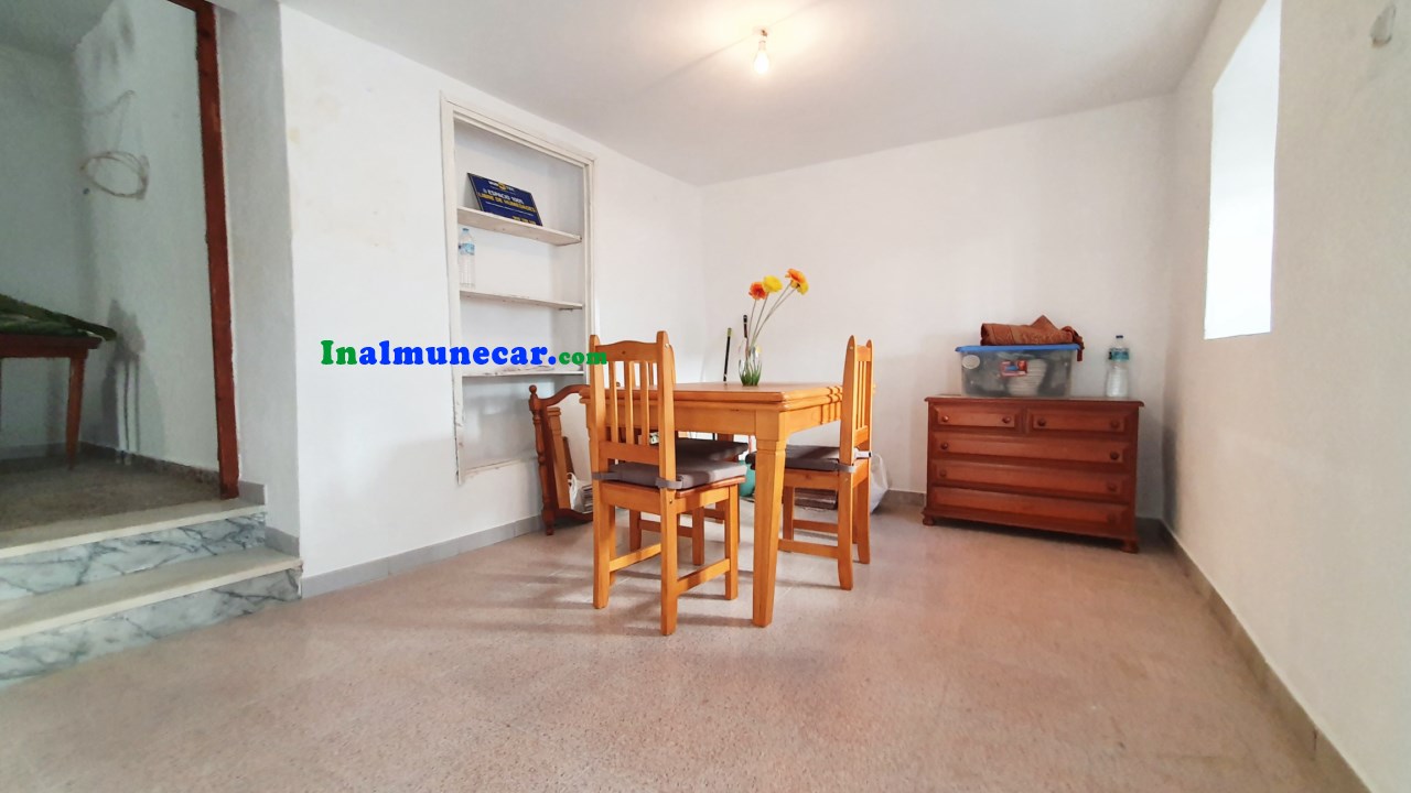 House for sale in Lentegí