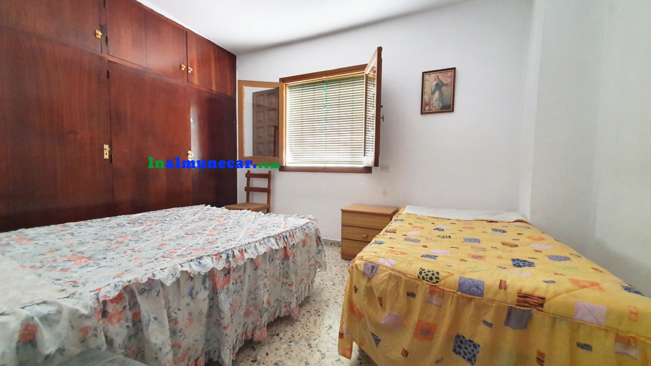 Excelente casa en venta en el bonito pueblo de Otivar, Granada.