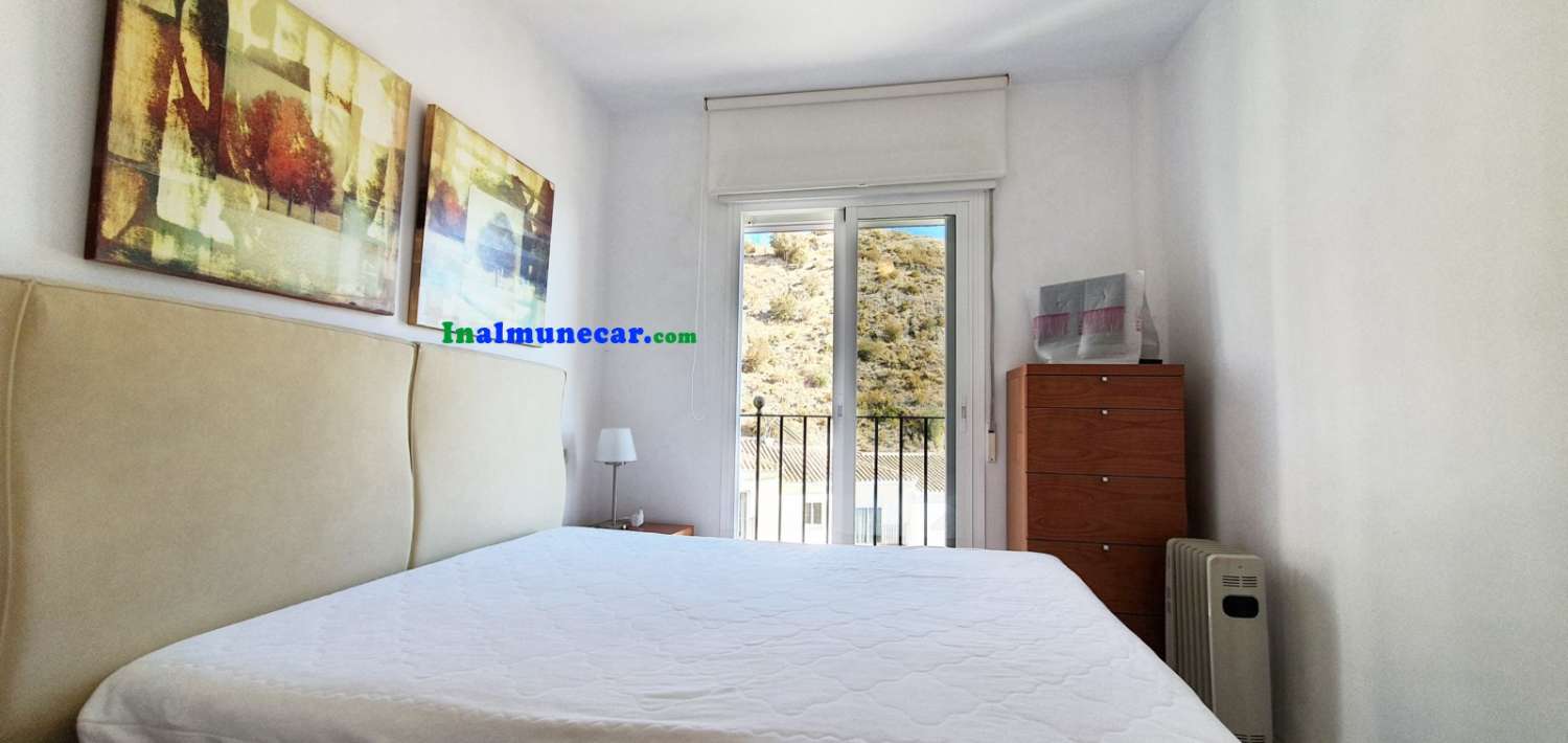 Villa for sale in Almuñecar with large terrace, closed garage and pool