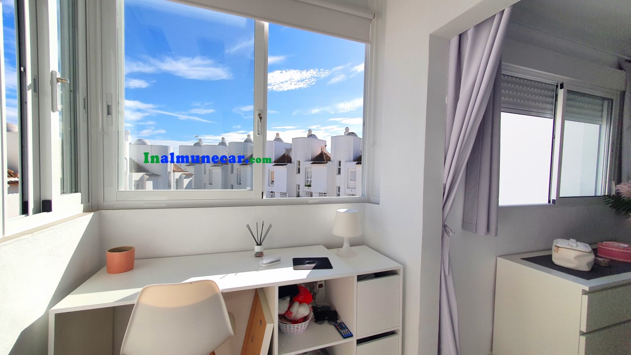 Fantastic townhouse for sale in Almuñecar, Velilla beach